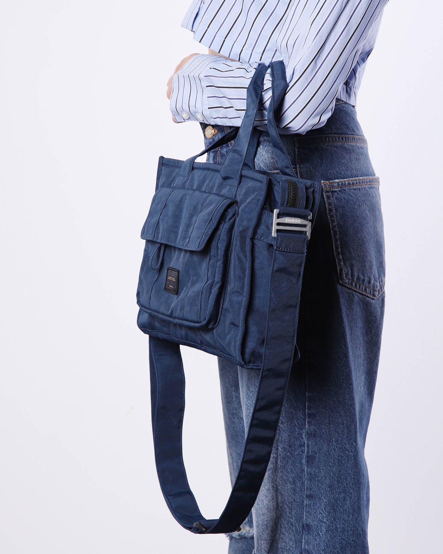 ACE HAND TOTE-3
